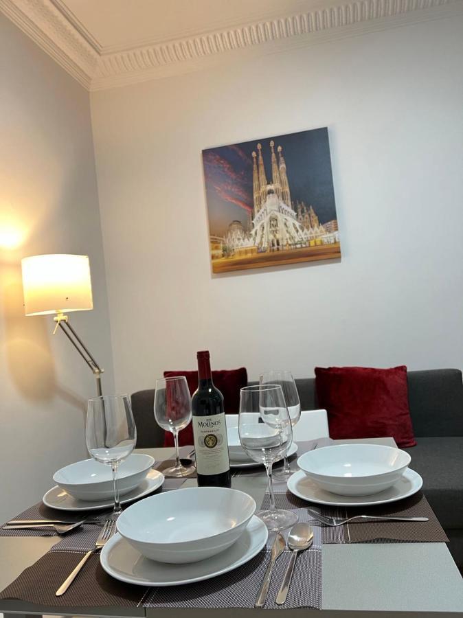 הוספיטלט דה יוברגאט New Camp Nou Apartment/Diret Airport,Beautiful מראה חיצוני תמונה